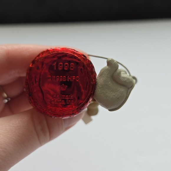 Hallmark 1998 Hershey's Sweet Treat Christmas Ornament - Picture 7 of 8